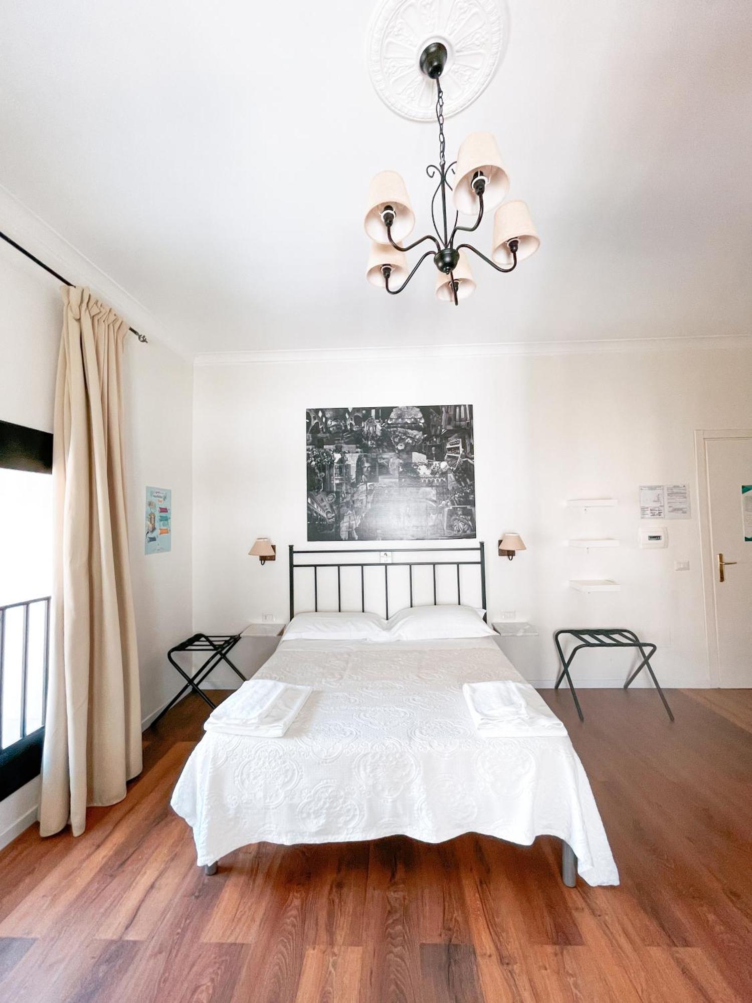Neapolitantrips Bed & Breakfast 3*